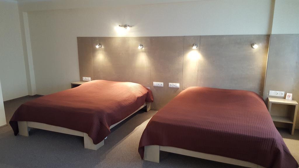 Hotel Gulbene Exteriör bild